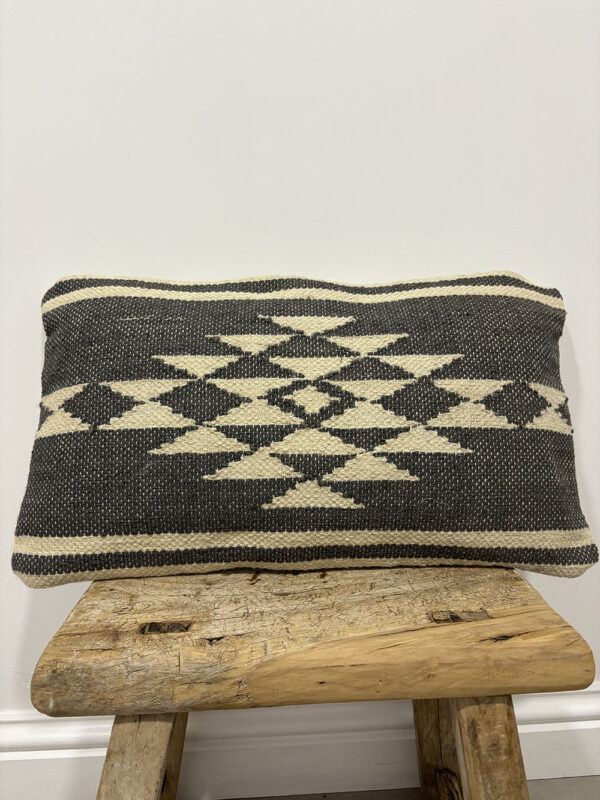 Jute Cushion Sarika