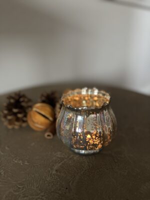 Fluted silver tealight holder